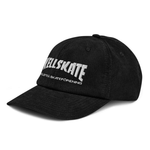 Svart keps med Hellskate-logotyp